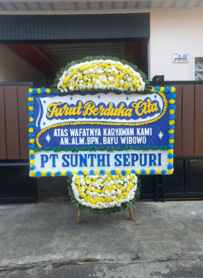Papan Bunga Duka di Makawidey