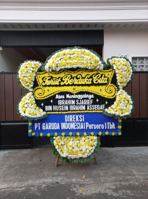 Papan Bunga Duka di Makawidey