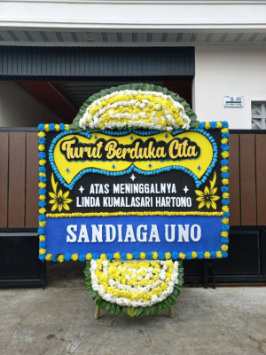 Papan Bunga Duka di Makawidey